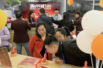 春晚机器人背后的产业密码！解码华强北的创新魅力