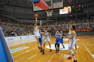主场首战告捷，粤BA深圳开打火花四溅