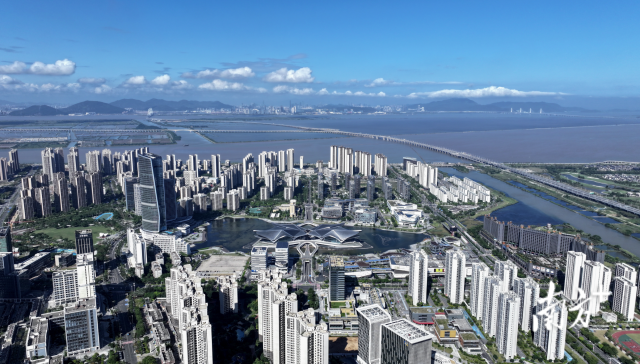 珠海山海相拥的颜值之下，是一流人居环境的硬核实力。南方+记者 关铭荣摄