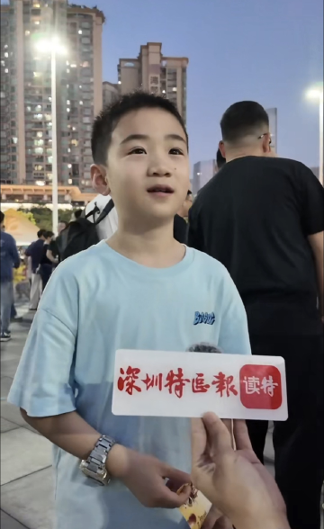 粤BA球迷故事·深圳篇丨科技感遇上人情味：深圳球迷把赛场变成“热爱现场”