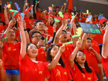 让粤BA更有看点：从充满悬念的揭幕战说起 