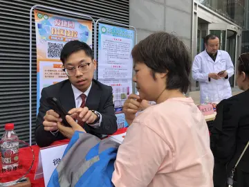 罗湖老围社区：多元服务进社区，链接专业资源暖民心