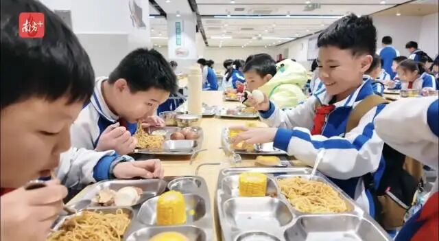 深圳多所学校开设早餐，家长集体点赞！