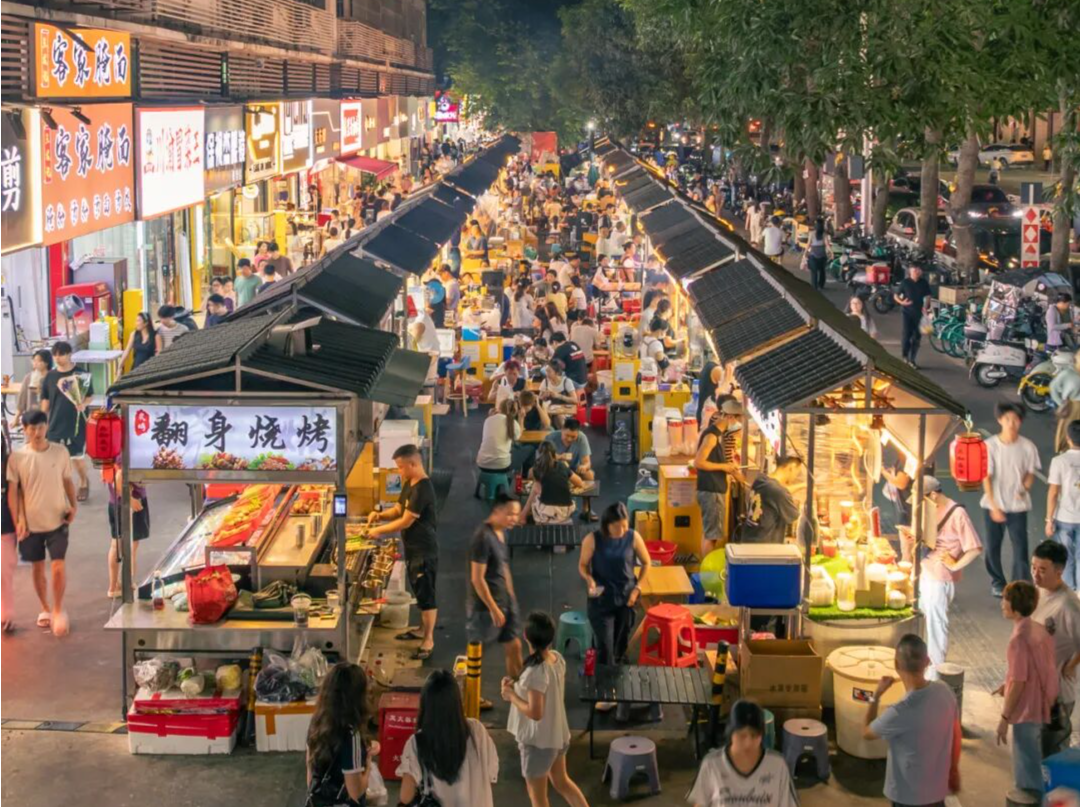 友谊第一，宵夜第二，比赛第三！今晚粤BA散场，宝安夜市宵夜管够