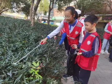 “锋”火相传 志愿同行！罗湖愉天社区开展学雷锋纪念日主题活动