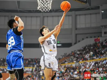 23岁年轻队长，23分全场最高——记粤BA深圳队队员、深大男篮队长陈思宇