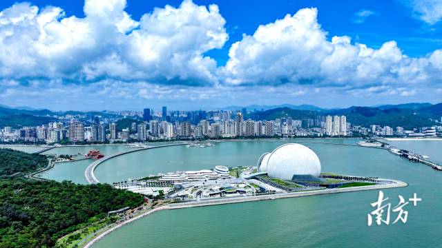 从高空俯瞰珠海。南方+记者 关铭荣摄