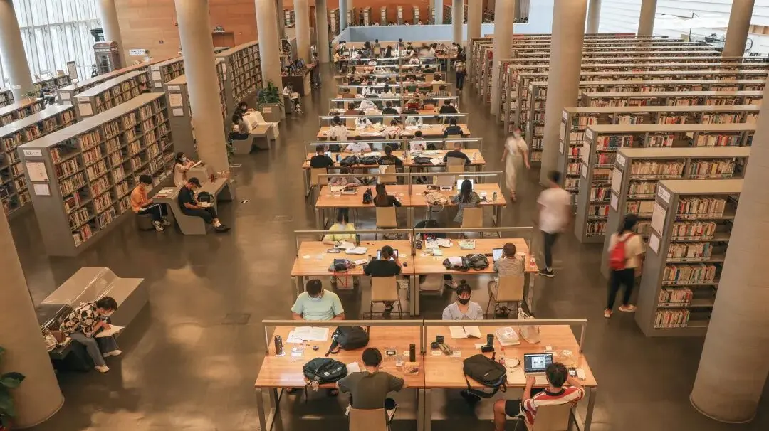 全国首个“全民阅读活动周”来了！2145场活动，深圳这波操作把“书香值”拉满了