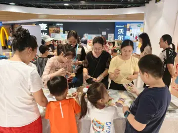 罗湖区翠达社区开展亲子包饺子主题活动，打造温暖社区