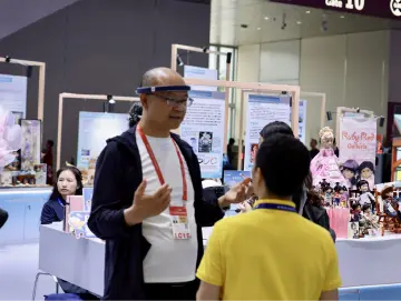 用“意念”抓娃娃?文博会深圳企业带来非侵入式脑机接口产品