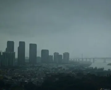 高考后两天深圳雨势不减，“一考点一预报”随时随地可查询