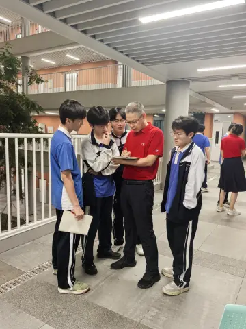 教师全程伴考、食堂餐食藏祝福……深圳高考保障暖心又走心