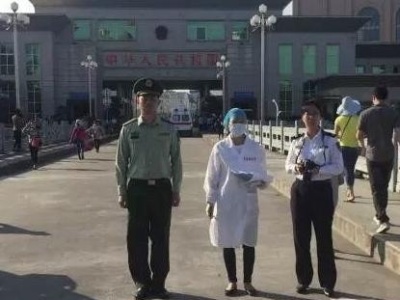 越南新生儿病危 通过绿色通道紧急赴中国进行治疗