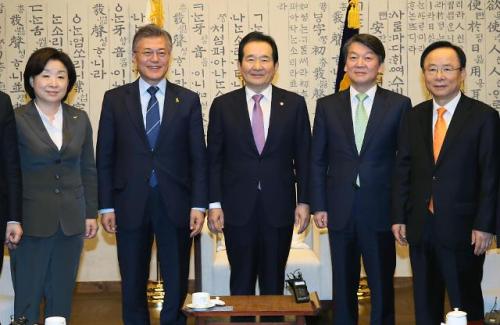 韩明年6月或将修宪 各政党对权利结构调整存分歧