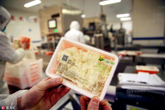 高铁餐饮将在网上明码标价 旅客可以自由选择