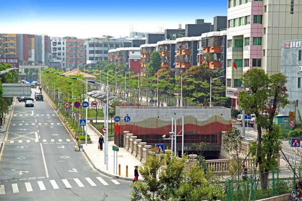 下大力气！松岗多措并举打造“市容样本街”