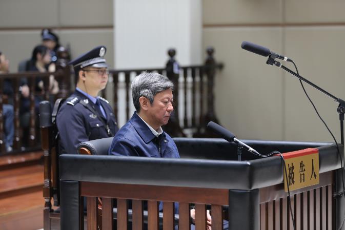 涉案超1.57亿，河北政法委原书记张越受贿案一审开庭 