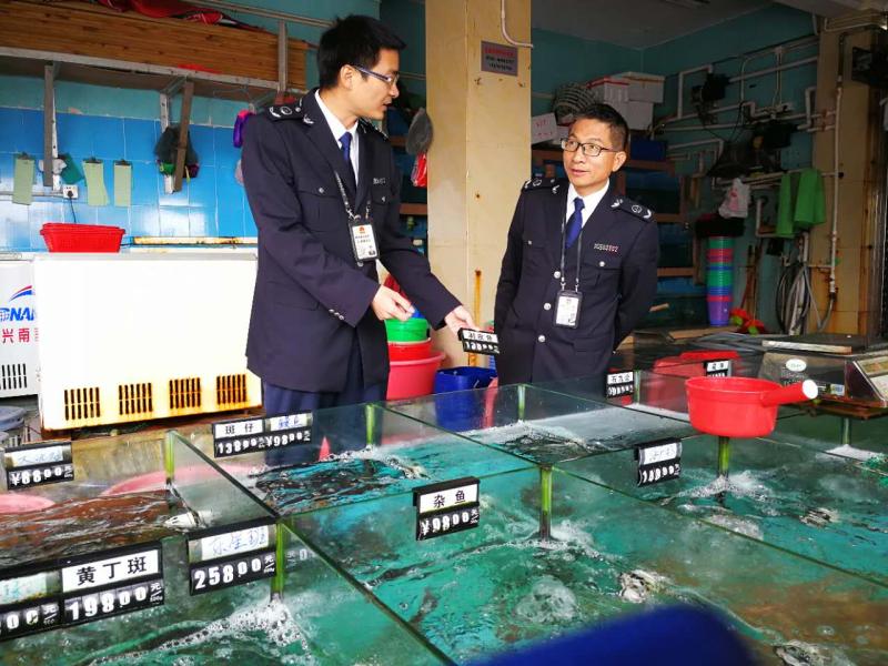 大鹏新区开展海鲜市场集中整治！