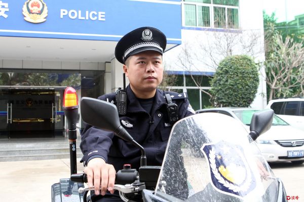 黄鹏翰：白石厦社区平安的守护者