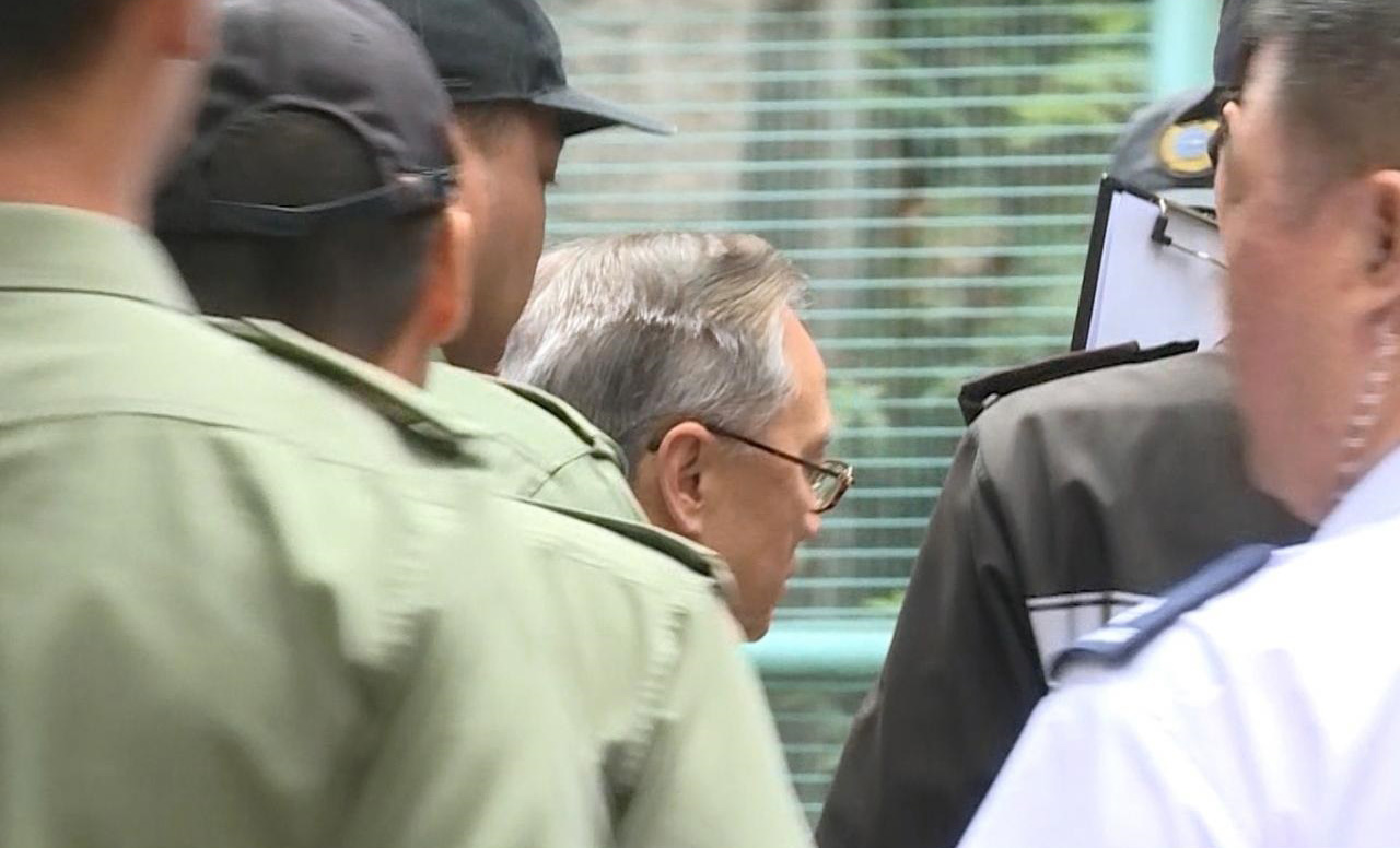 香港特区前行政长官曾荫权获准保释外出 等候上诉
