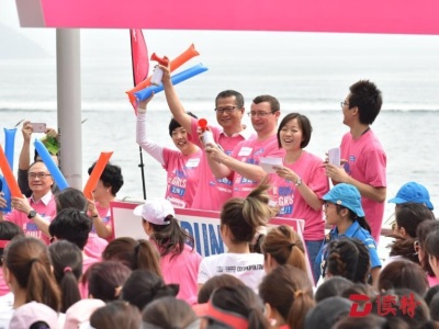 勿重男轻女！香港举行“爱女孩”慈善活动 