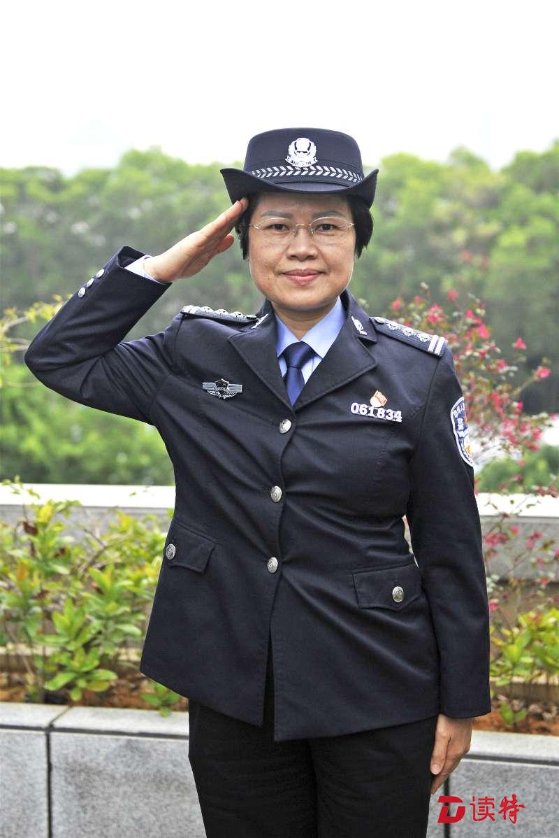 每日警星 | 女警庄秋凤：将心比心才能做好服务