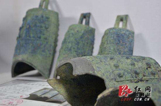 湖南一村民挖出2500年前珍贵青铜器文物上交国家