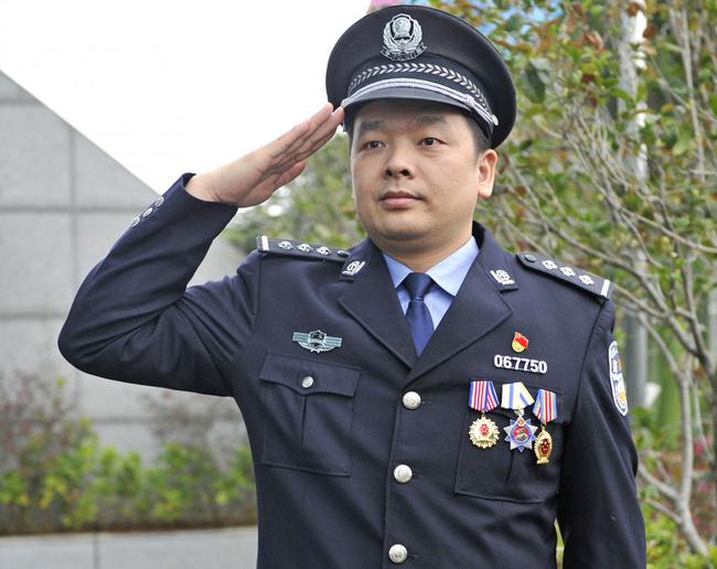 朱进军：能文能武的警务“多面手”