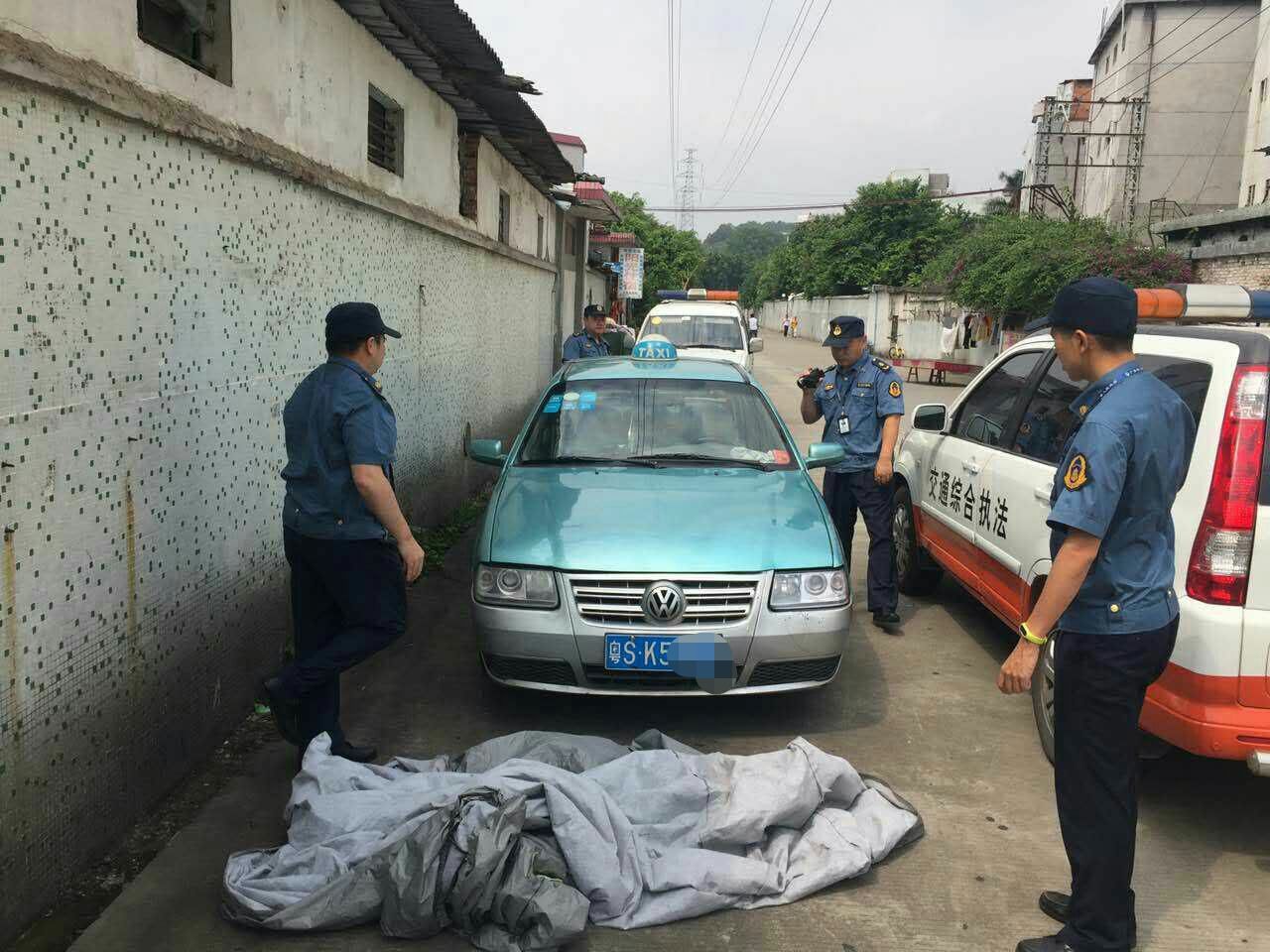 东莞查处10宗非法营运私家车及网约车