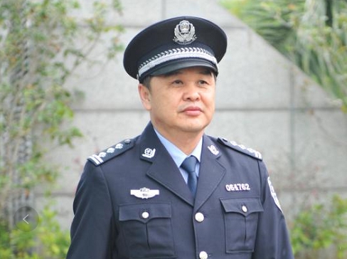 曾桥林：移动的社区"百科全书"