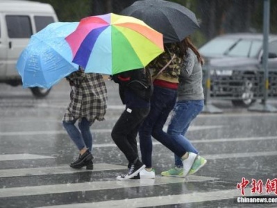 注意了！华北入汛最强降雨来袭 中国多地机场航班受阻