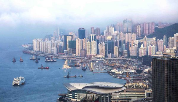 CEPA实施13年 内地与香港双赢 
