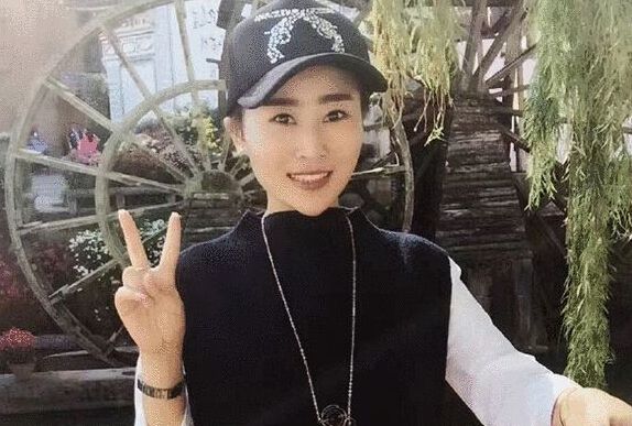 丽江遭暴打女子与6名被告和解撤回诉讼，刑事案本周开庭