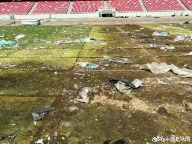 一场张学友演唱会过后 足球场竟然成了
