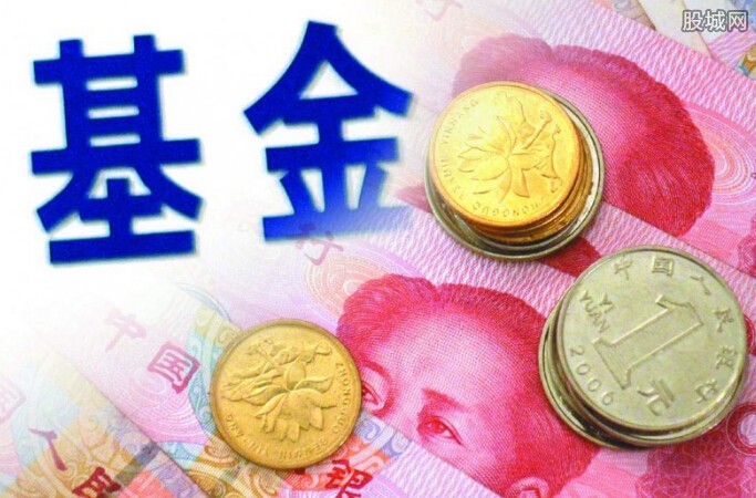 投资必读|基金普遍在加仓，有的在弃蓝筹买成长