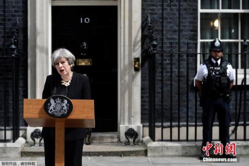 英国首相特蕾莎·梅这一年：从临危受命到仕途沉浮