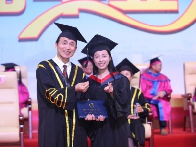 深圳这所学校5000多毕业生 就业率达98.83%