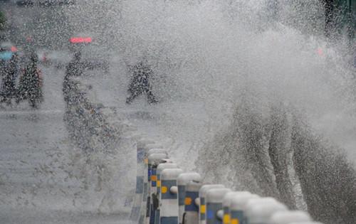 周末期间降雨渐趋频密 今年第4号台风即将生成