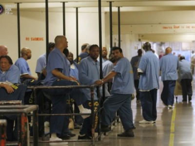 美德州为千名囚犯换监狱，只为逃离热浪吹空调