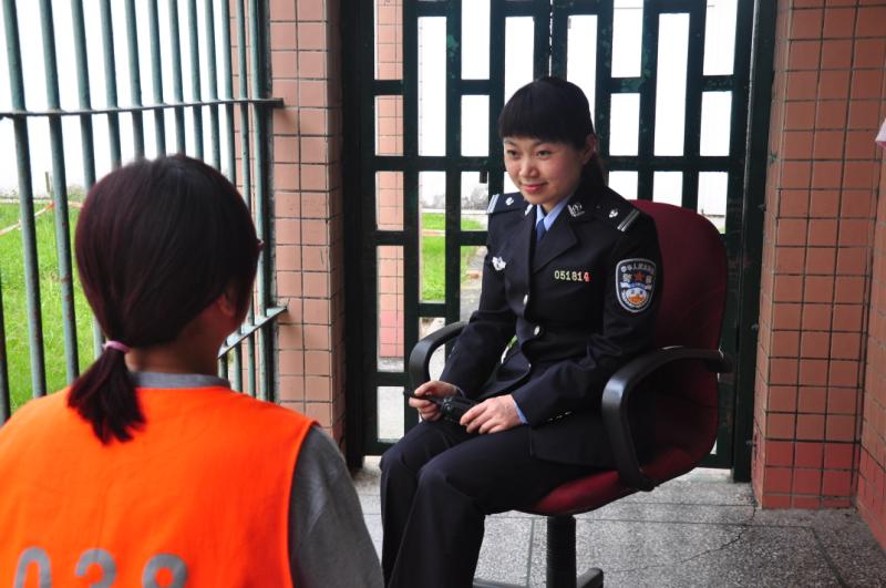 郑湘文：以真情唤醒迷途灵魂