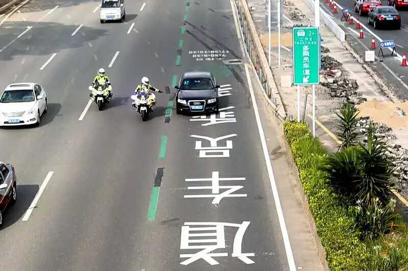 深圳交警八月又有新动作 总有一个与你相关！