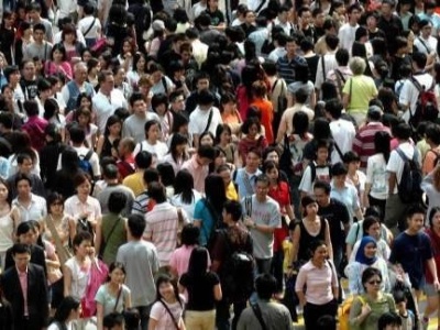 香港人口达738.95万人 按年增长0.7% 