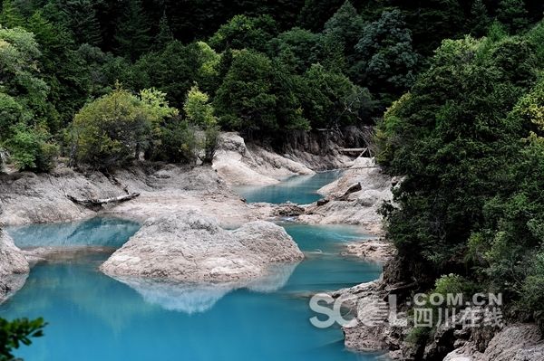 最新九寨沟灾情信息公布：火花海以上景观无重大损坏