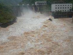 四川盆地遭受洪涝风雹灾害 1人死亡