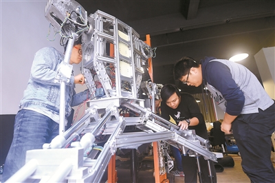 深圳企业雁阵引领“风口”起舞