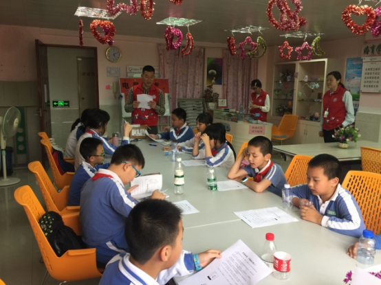 把社区建成“第二个家”，让便民服务“触手可及”
