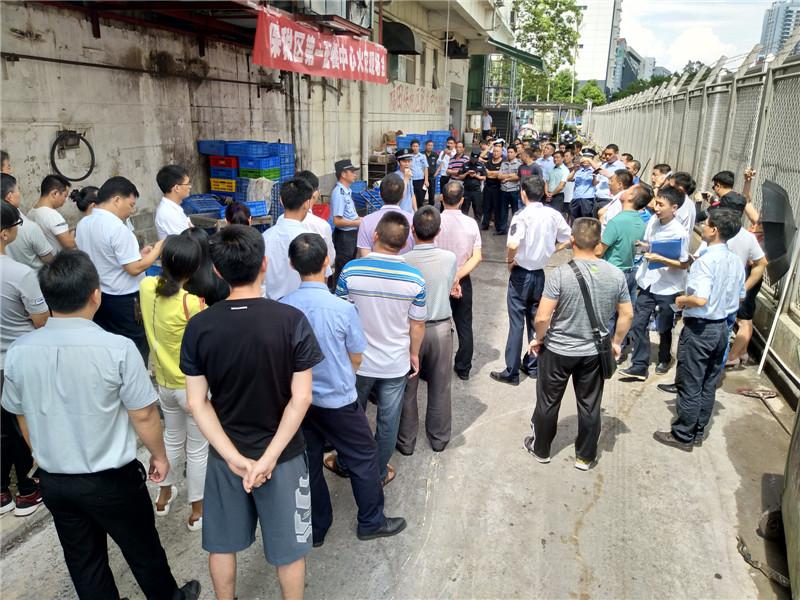 厨师未关火离开厨房 引发火灾被拘留10日
