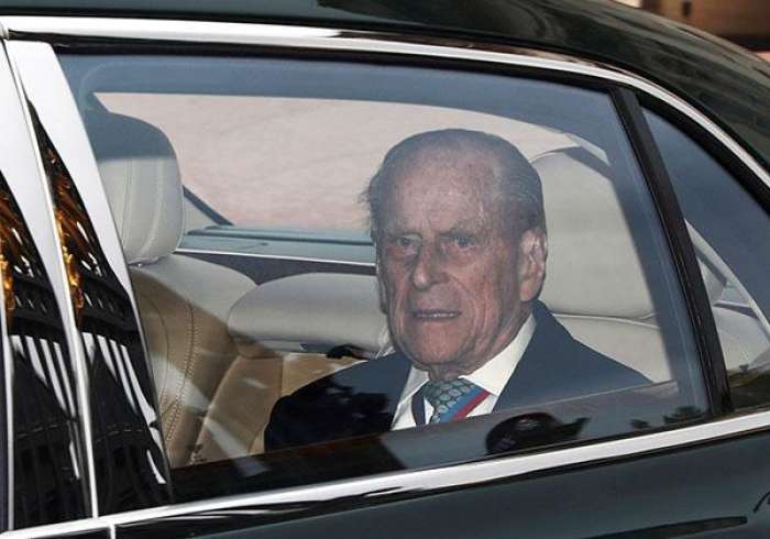 英国菲利普亲王正式退休 不再履行王室公务