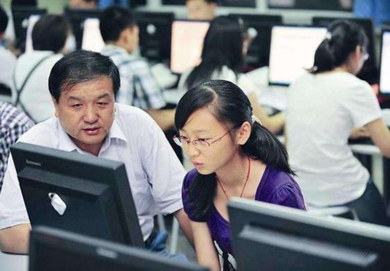 61.9万考生被录取！广东2017高校招生比去年增8000多人