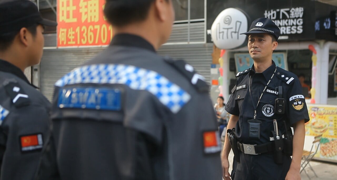 每日警星︱关奇峰：善于钻研 热情服务